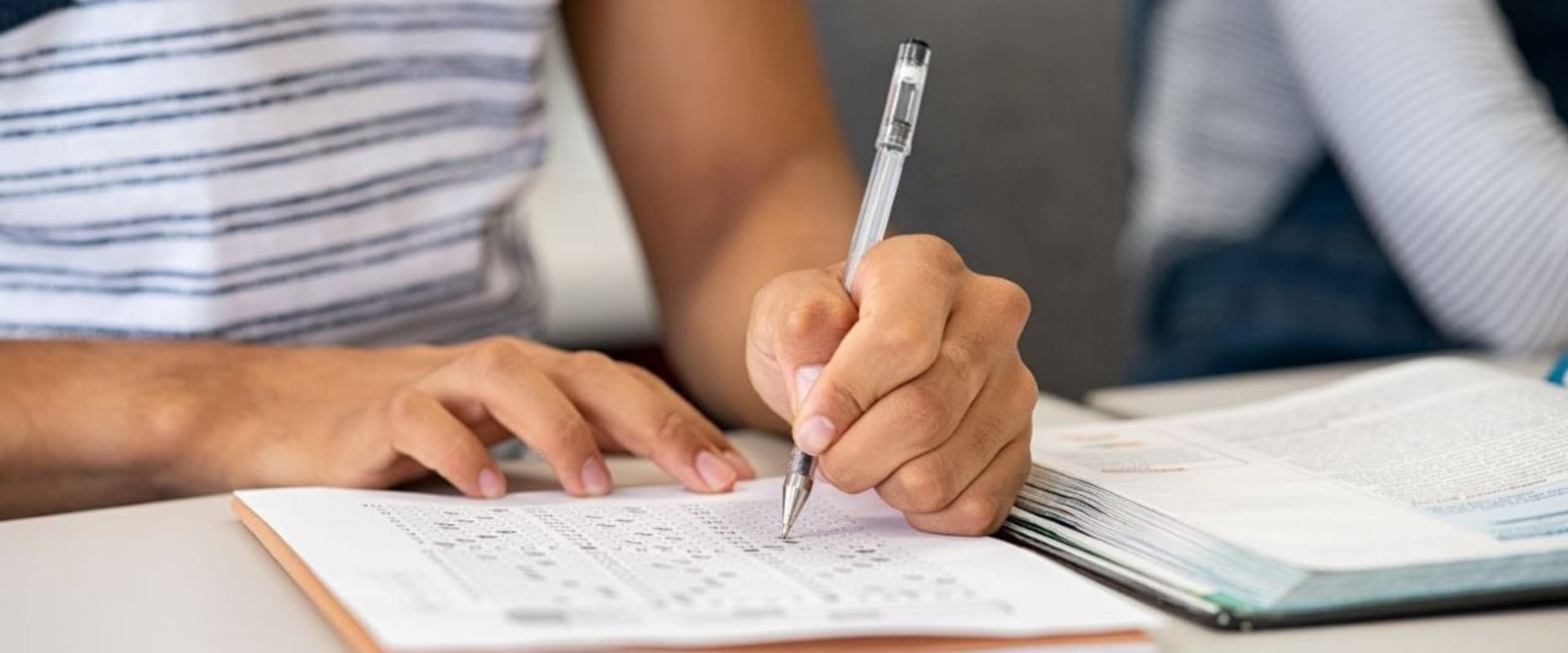 Improving Academic Performance: A Comprehensive Look at SAT Subject Tests in Literature